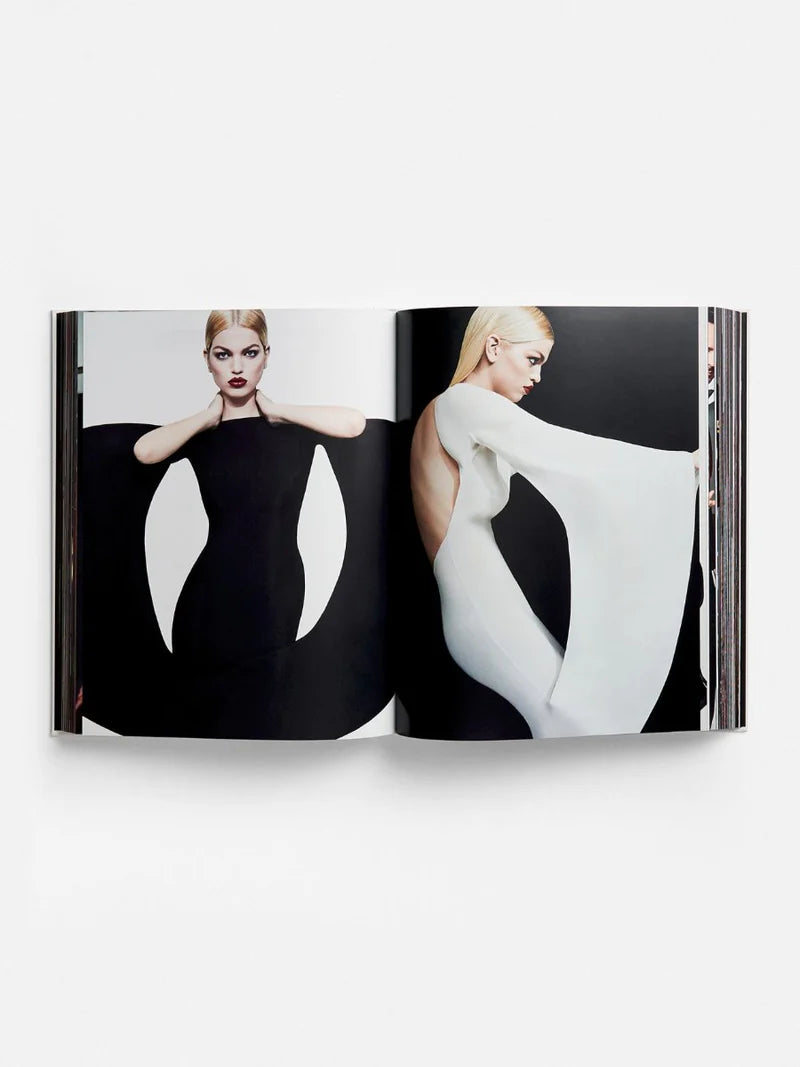 Tom Ford 002 Book